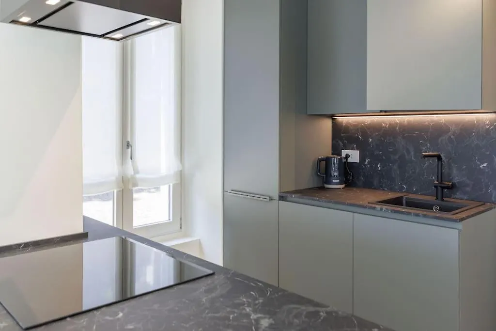 Casa Dante Lake Front Apartment سالو إيطاليا